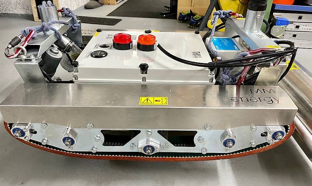 Sonstiges für Haushalt & Wohnen: Robot de nettoyage professionnel panneaux solaires MMSolar2 – Gebraucht aus Vollèges von terre77 2