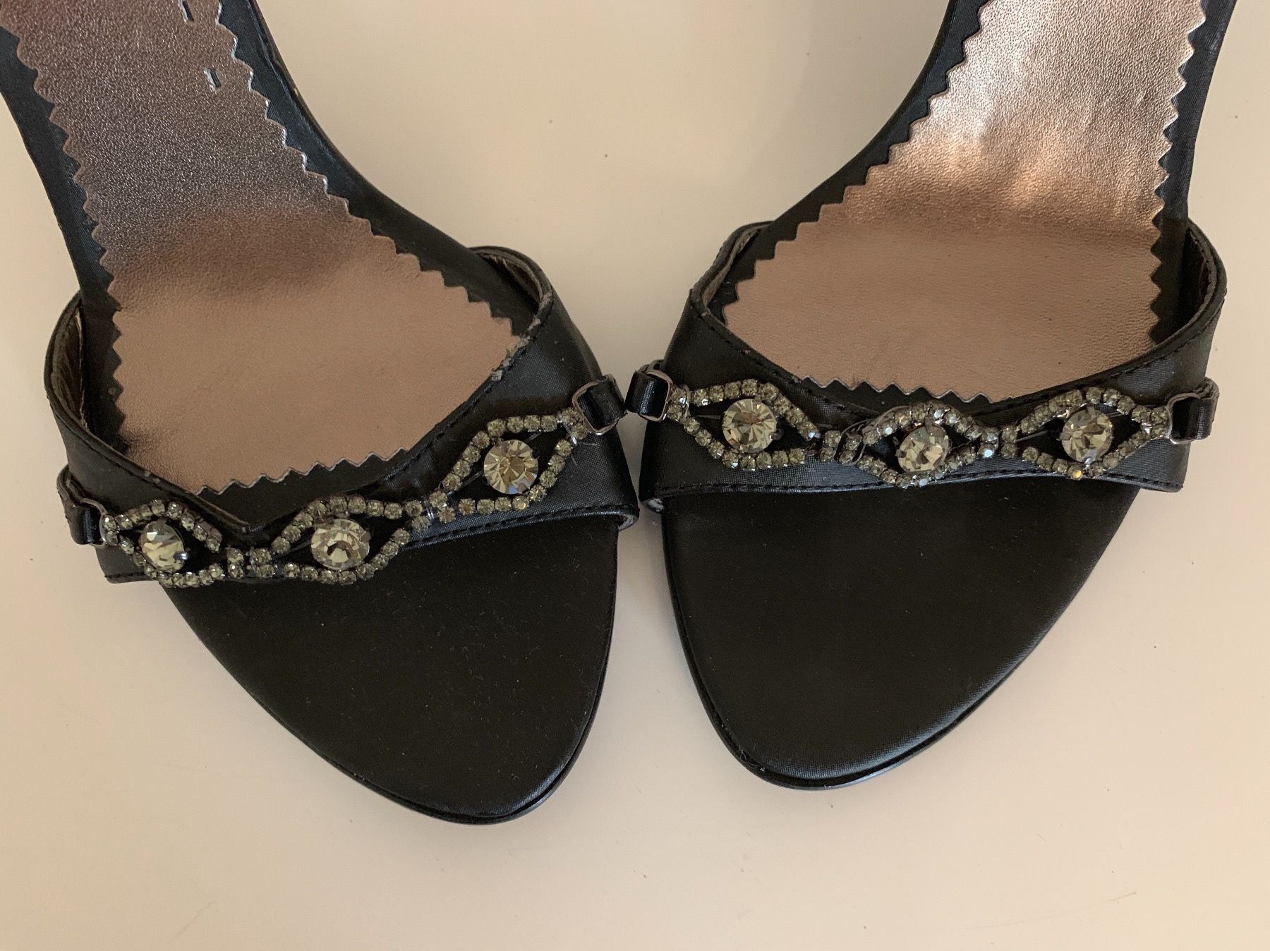 Chaussures femmes: Sandalen BATA – Neuf (Voir description) à Zürich par ThaliaL 1