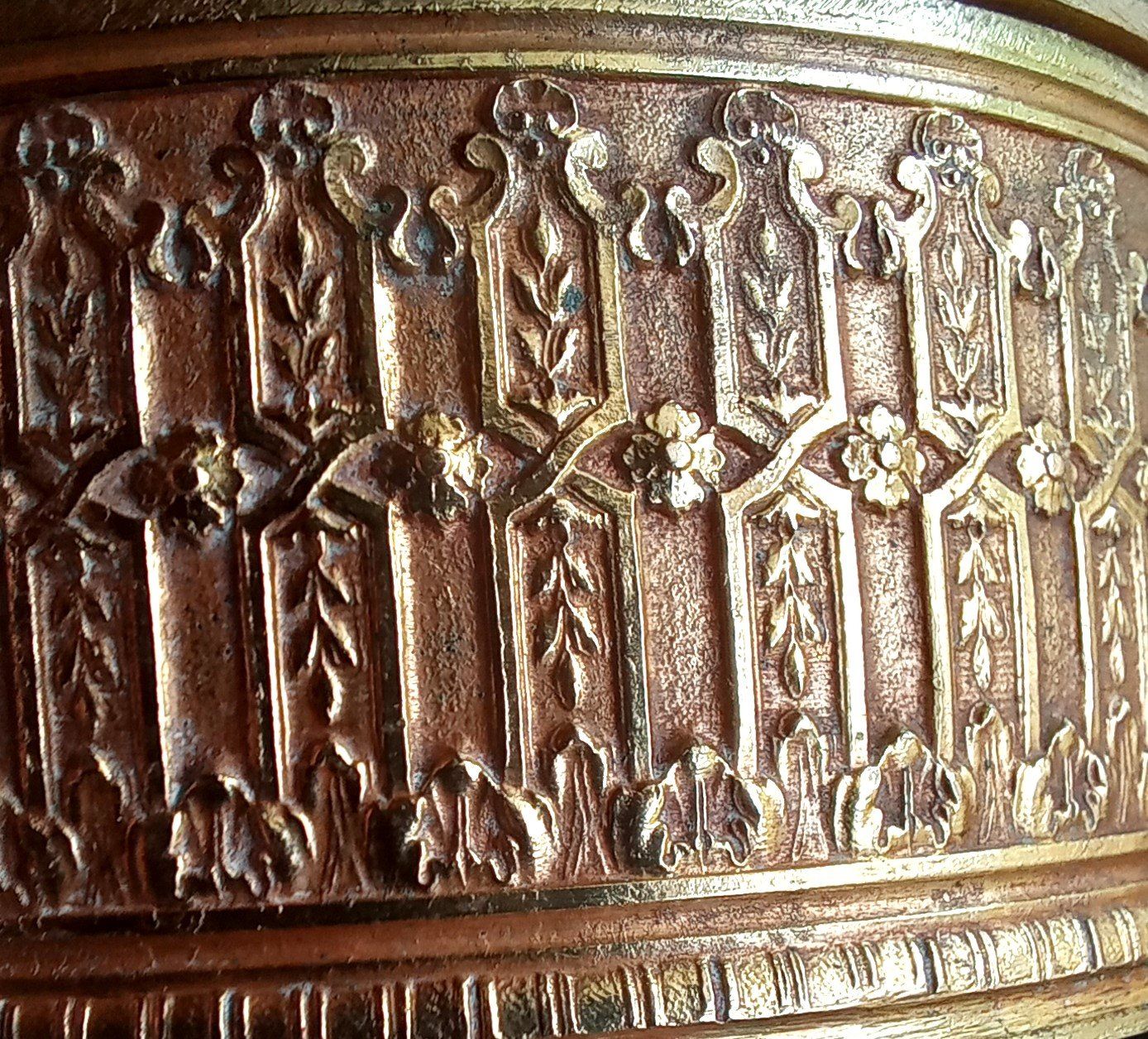 Barattoli: Art déco Schmuckschatulle von Lebolt & Co., Messing/Knochen – Usato da Bévilard venduto da Orscha 7