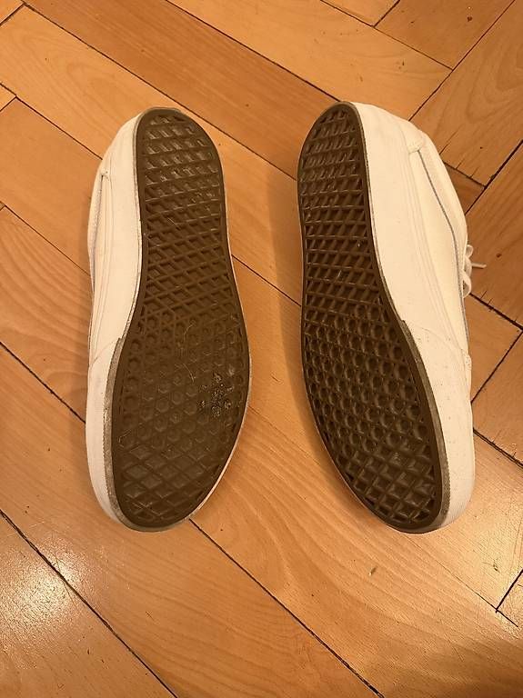Vans Scarpe da uomo: Baskets Vans blanche T41 – Usato da Genève venduto da jeancharlesdoppler 1