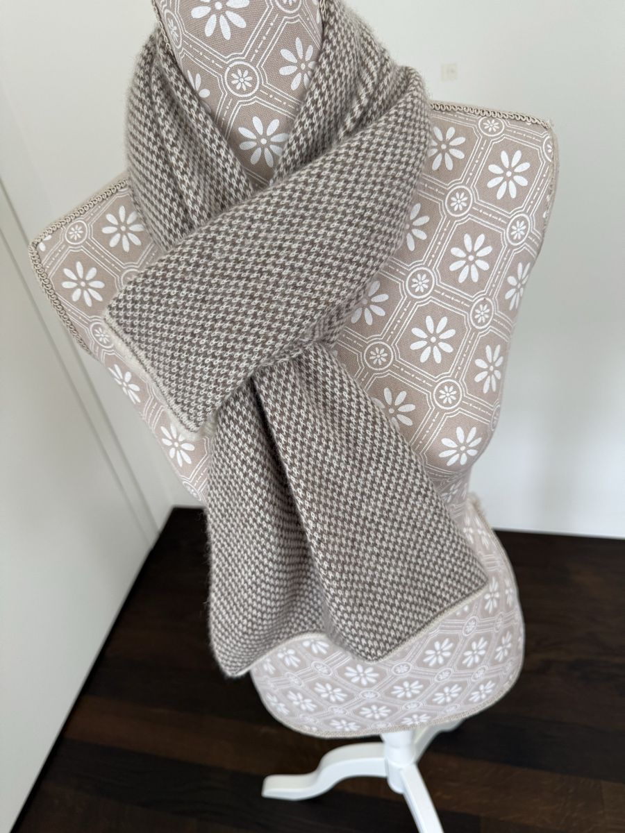 Foulard & Sciarpe: Riviera Schal – Usato da Balzers venduto da Lissi57 2