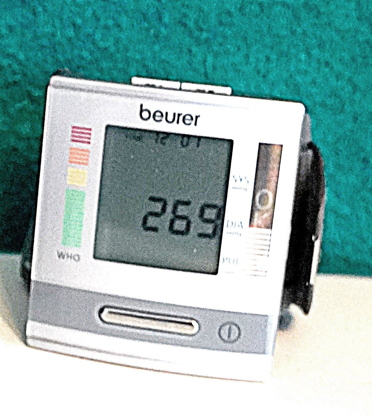 Beurer Attrezzature mediche: Blutdruckmesser Beurer – Usato da Baar venduto da 2cvbaar 2