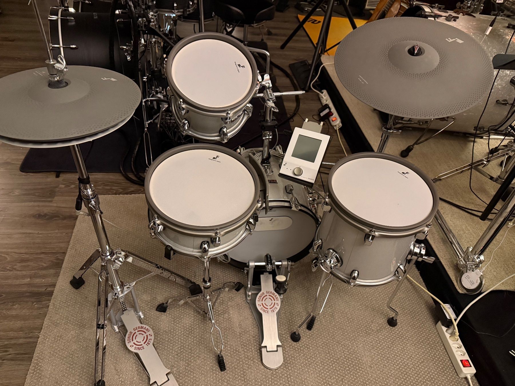 Strumenti musicali: EFNOTE Mini E-Drum Set – neuwertig / nie live gespielt – Nuovo (secondo la descrizione) da Walterswil SO venduto da LA64