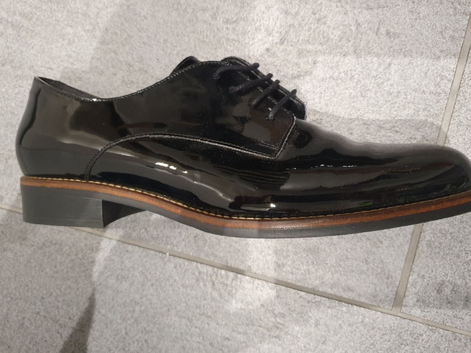 Roberto Santi Scarpe da donna: Damenschuh - Lackschuh Grösse 42 Roberto Santi – Nuovo (secondo la descrizione) da Altendorf venduto da MiriCaj 3