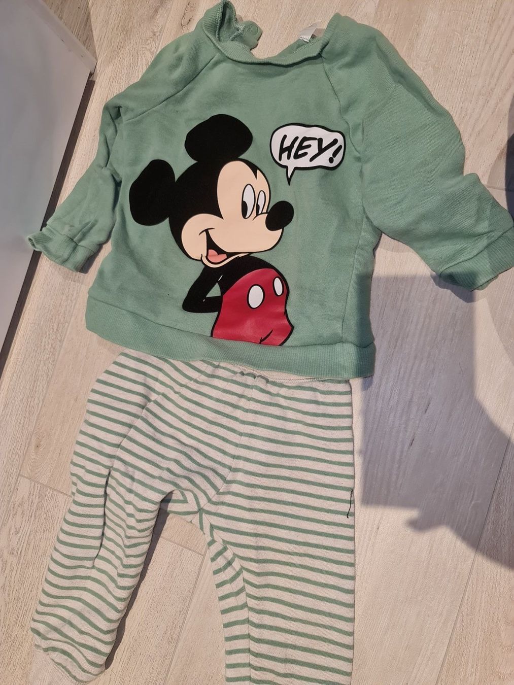Disney Camicie, T-shirt & Polo: Disney Mickey Mouse Hose Pullover 92 – Nuovo (secondo la descrizione) da Berg TG venduto da lisboa.sky