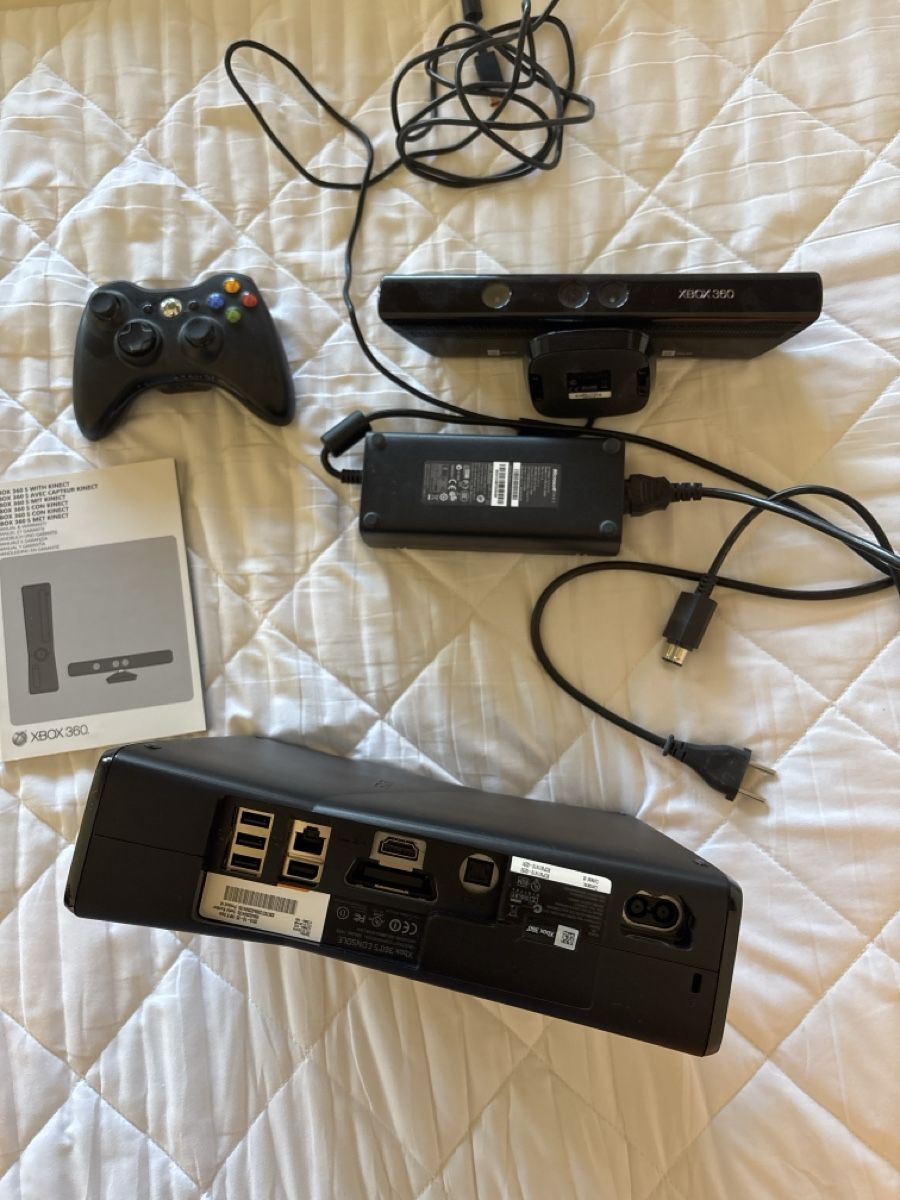 Microsoft Console: Spielkonsole Microsoft  Xbox 360 mit Kinect – Usato da Steffisburg venduto da Go4me0 3