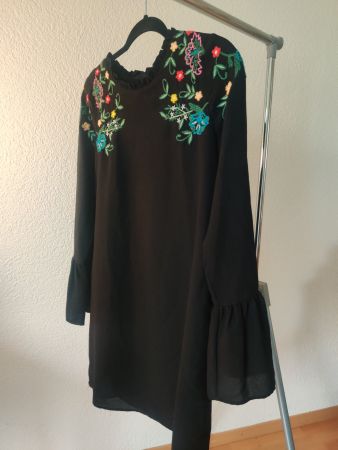 Jolie robe Zara taille S