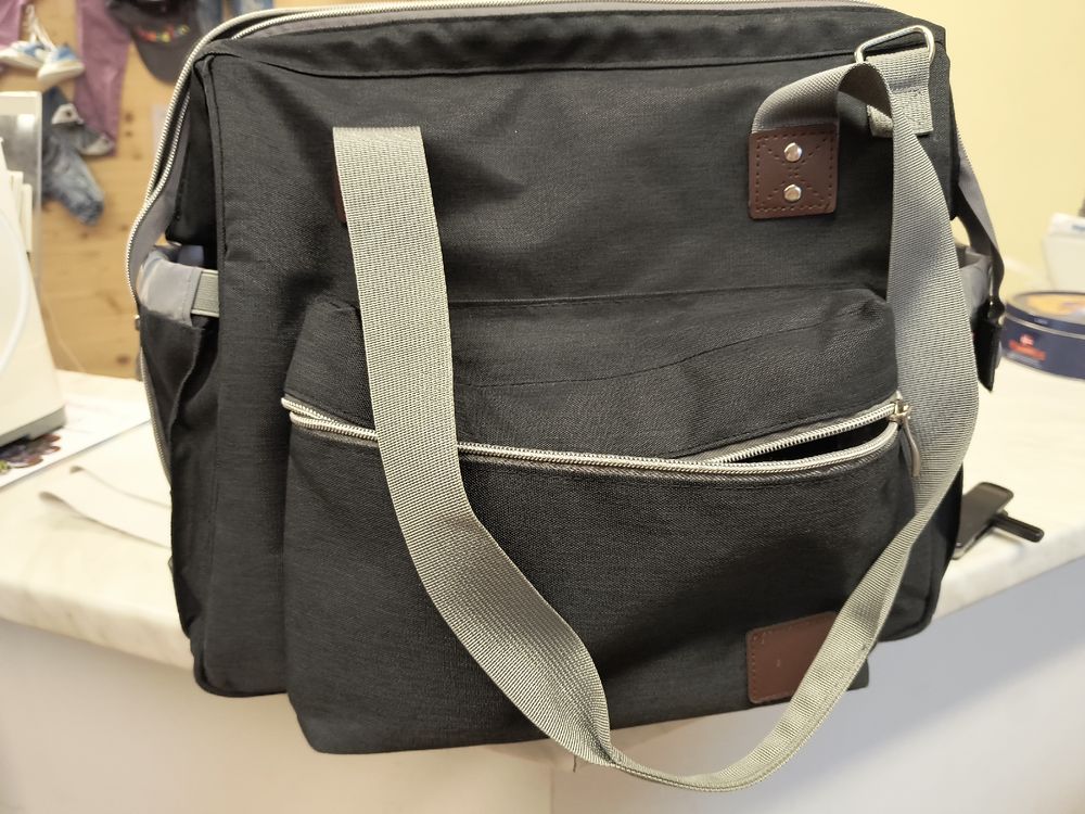 Fillikid Borse & Zaini: Geräumige Wickeltasche viele Fächer schwarz grau / fillikid – Usato da Schöfflisdorf venduto da kin_2dp9 1