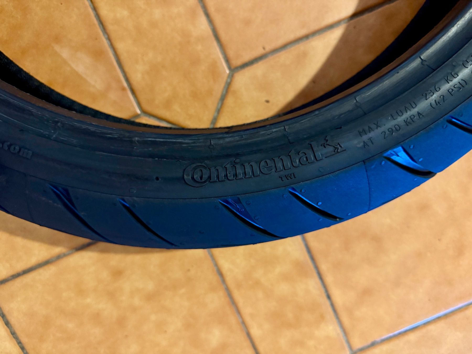 Continental Pneus & Kompletträder: Continental ContriTrailAttack 3 (120/70 ZR17) NEUF – Neu und originalverpackt aus Lonay von Btieche 4