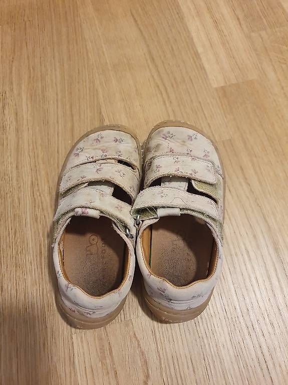Froddo Scarpe per ragazze: Froddo Sandalen Gr.28 – Usato da Emmenbrücke venduto da Nil86 2