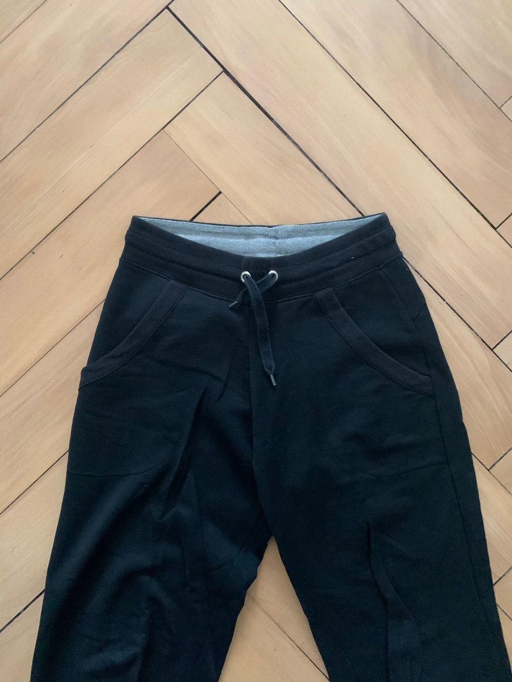 H&M Hosen: Trainerhose schwarz - S – Gebraucht aus Zürich von Diazaio 1