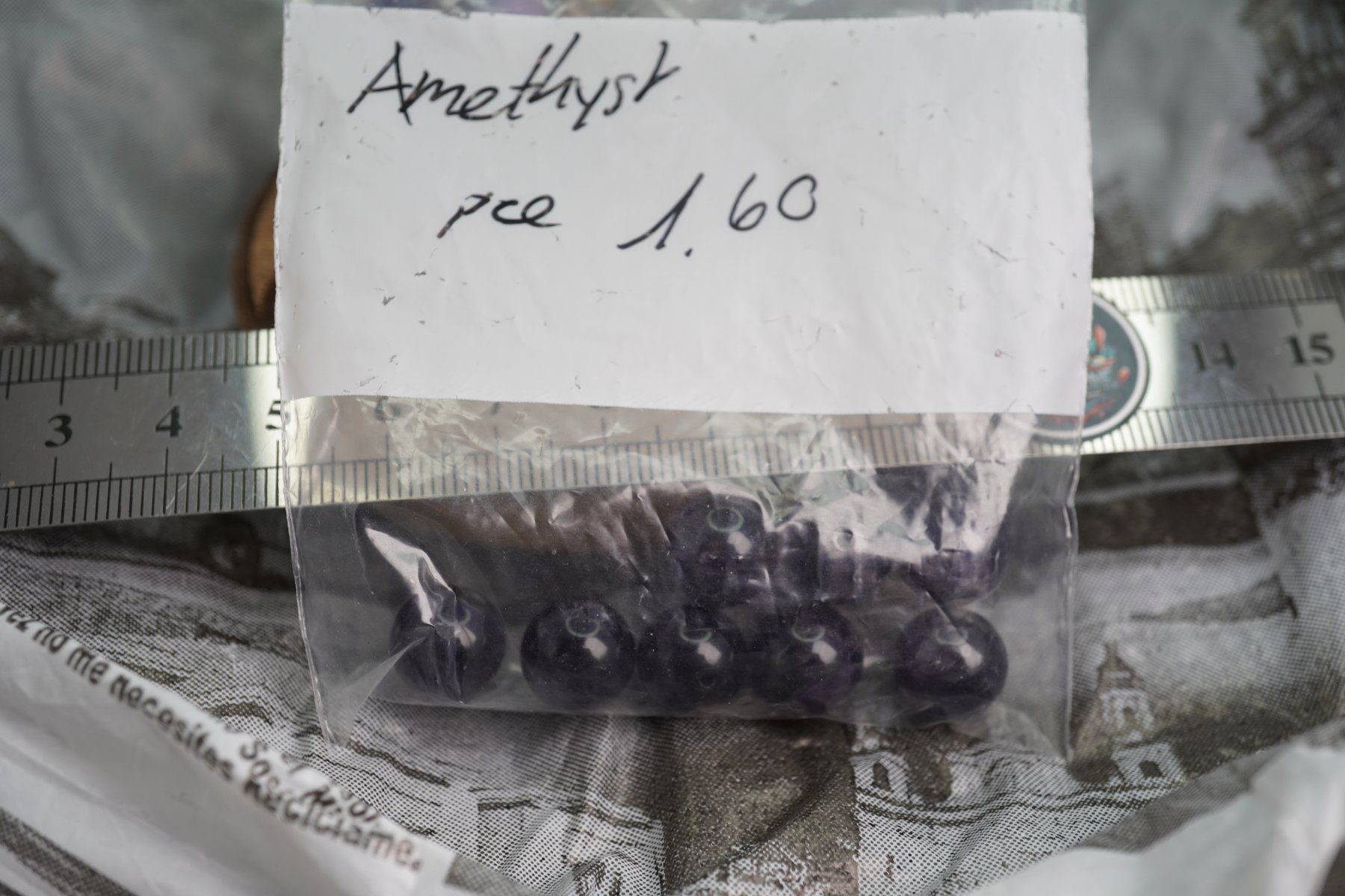 Minerali & Pietre curative: Amethyst    Gelocht  Resten   ab  1.-   gratis Versand – Nuovo e nell'imballaggio originale da Eschenbach SG venduto da topstone 4