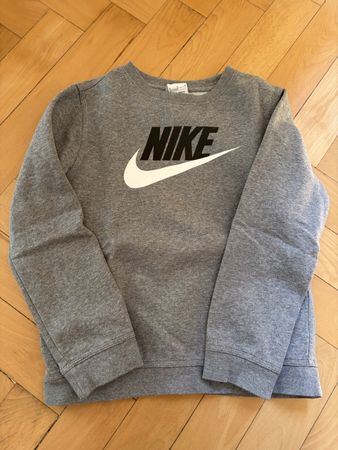 Sweatshirt Nike gris taille M 137-147cm état neuf