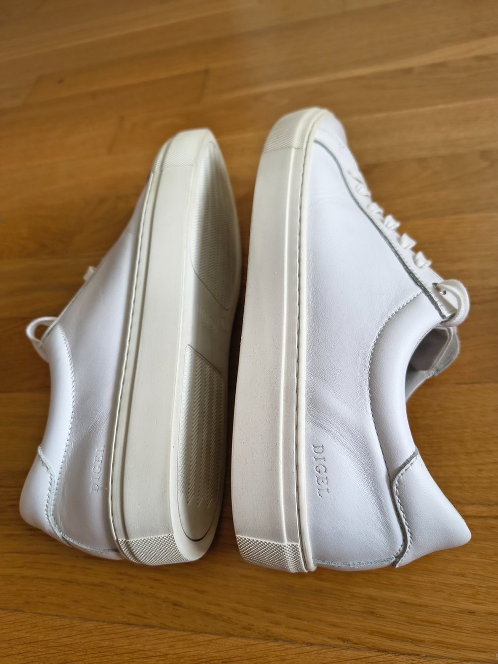 Scarpe da uomo: DIGEL Designer Sneaker Leder weiss Gr. 43 – Nuovo (secondo la descrizione) da Dierikon venduto da Astsage 4