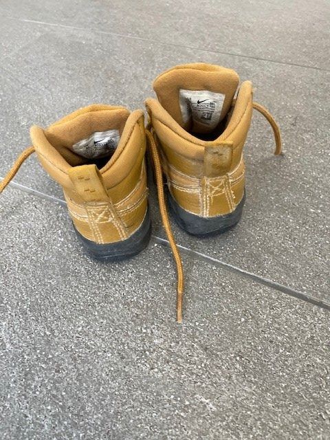 Nike Scarpe per ragazzi: NIKE Boots Manoa - Grösse: 19.5 – Usato da Zollikon venduto da JuRock 3
