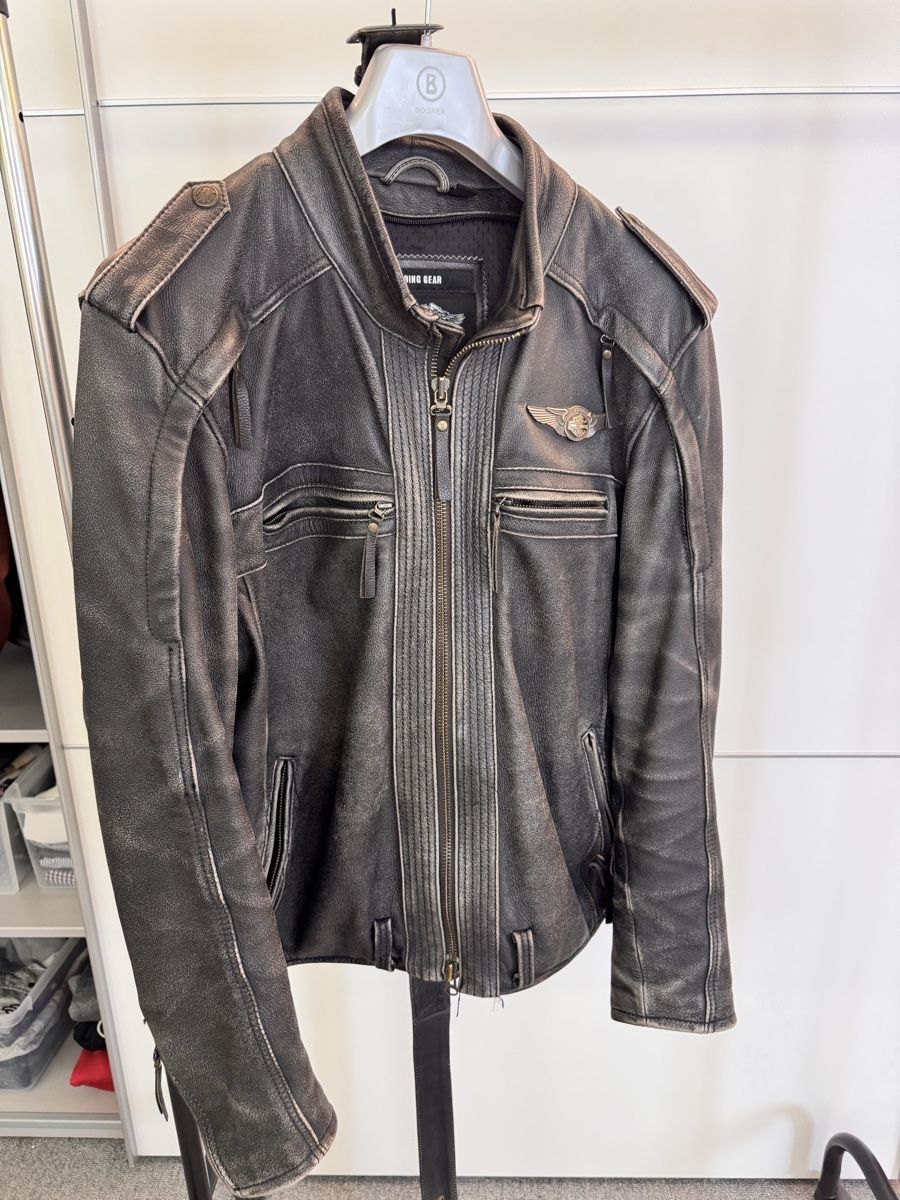 Harley-Davidson Jacken: Harley-Davidson Lederjacke 110th Anniversary Gr XL – Gebraucht aus Adliswil von Bellezza06 1