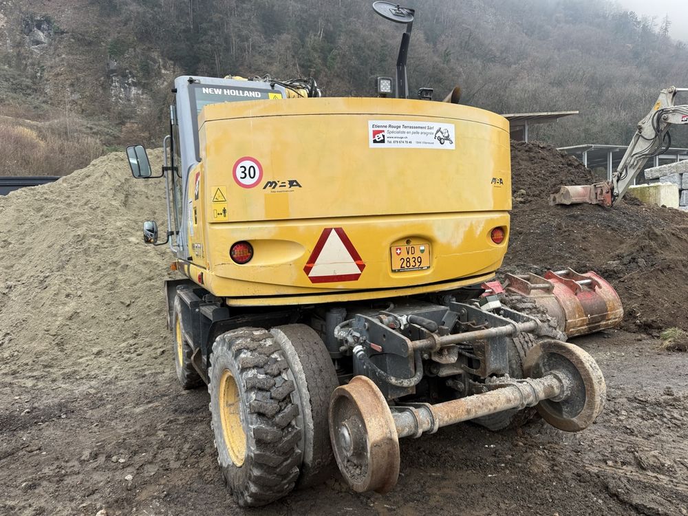 Bagger , New Holland MH City 20 to (Gebraucht) in Villeneuve VD für CHF ...