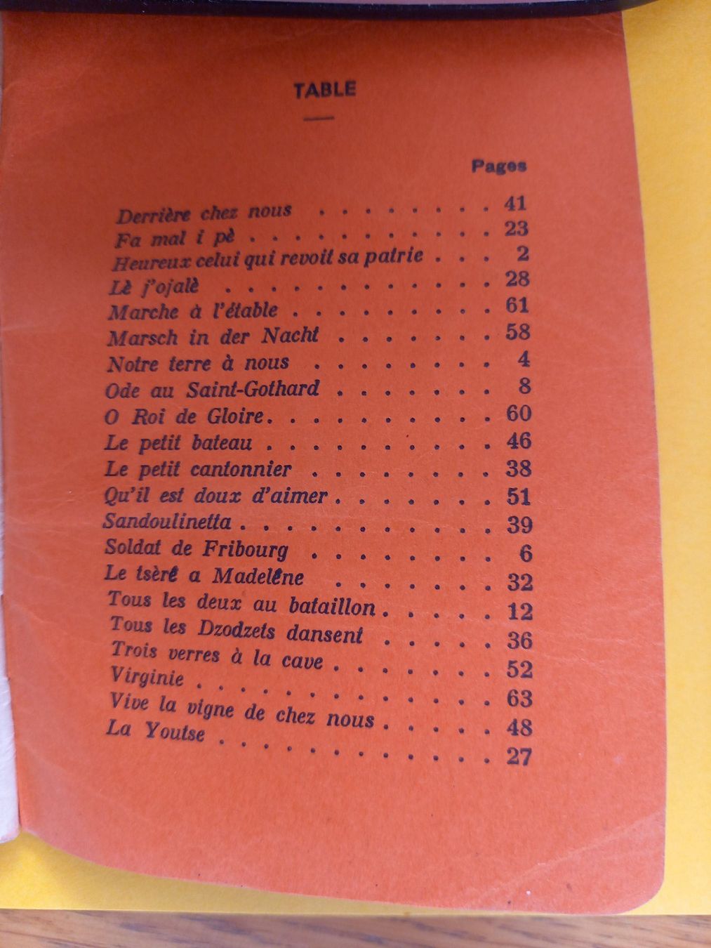 Livres: Les chants du régiment, 1944 – D'occasion à Rossens FR par Souris1 2