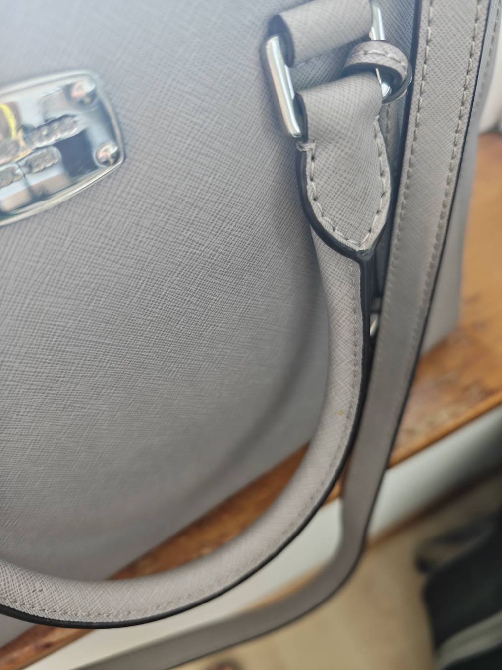 Michael Kors Taschen für Damen: Tasche Michael Kors – Gebraucht aus Zürich von MAG_b6zd 6