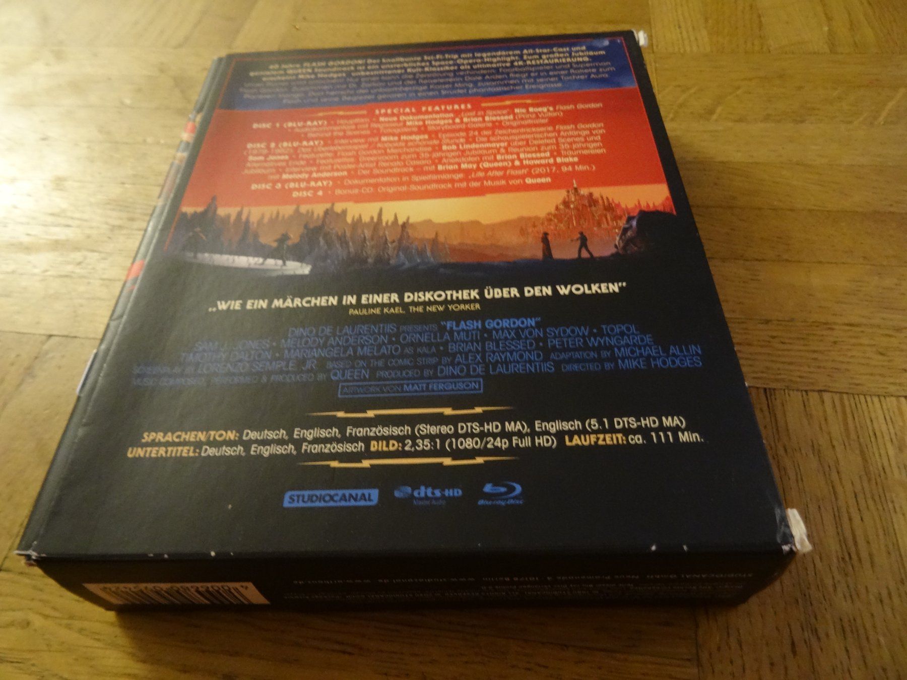 Tous les DVDs: Flash Gordon Blu-ray Box 4K COLLECTOR EDIITON – D'occasion à Olten par Disc-Verkauf 1
