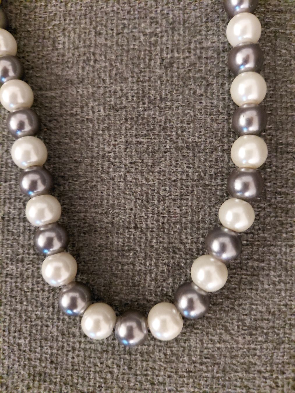 Catenine: 4 Modeschmuck Ketten silbern, Perlen bunt edel witzig + Ring – Usato da Uster venduto da mar_276v 1