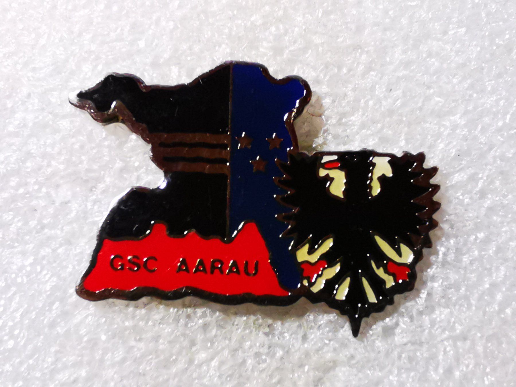 Placchette & Badge: Ansteckpin 17: GSC Aarau – Usato da Oppligen venduto da Pin-Fall-Shop