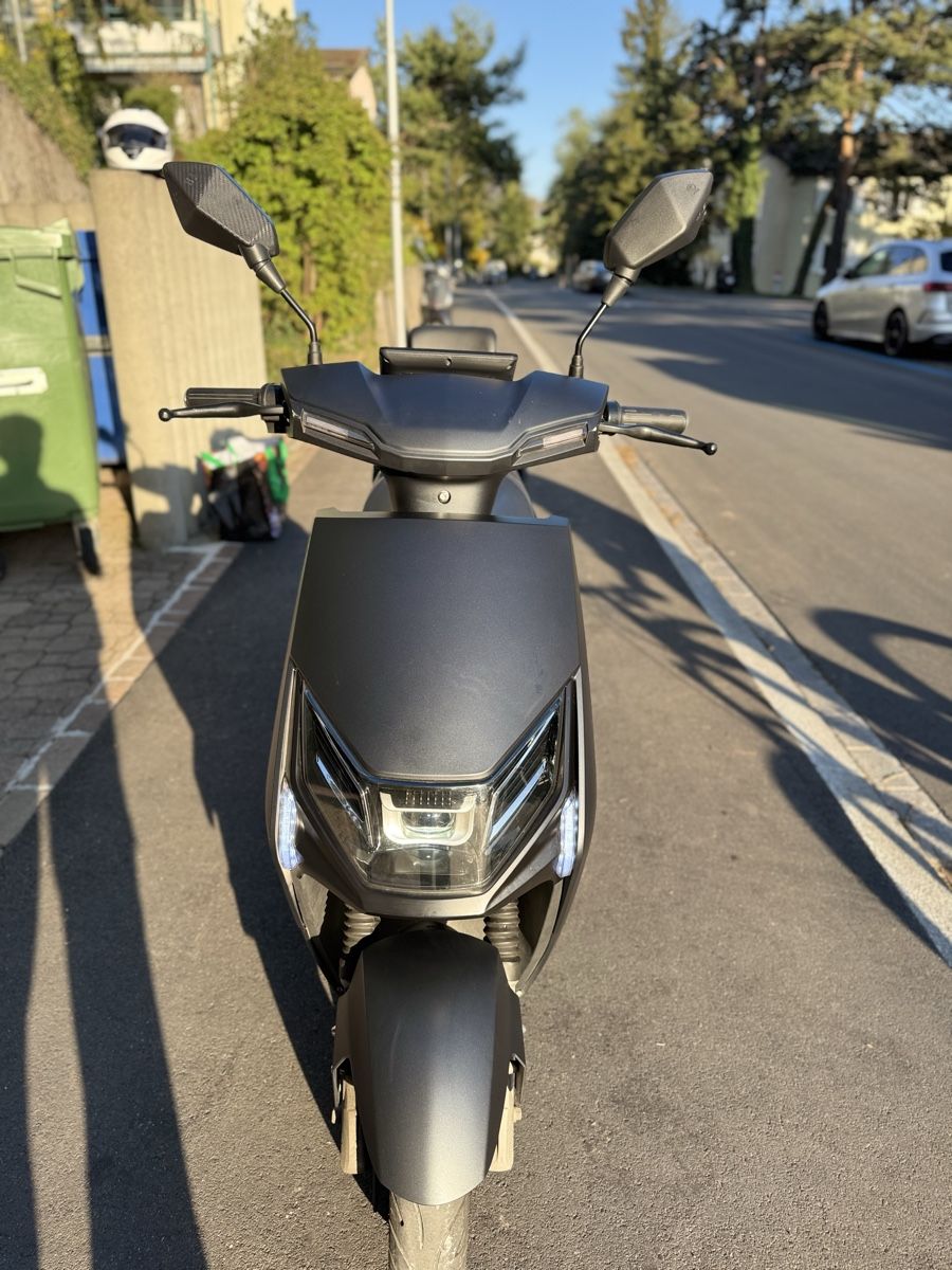 Voiturettes électriques: E-Roller Futurs 3000W – D'occasion à Zürich par natrud 1