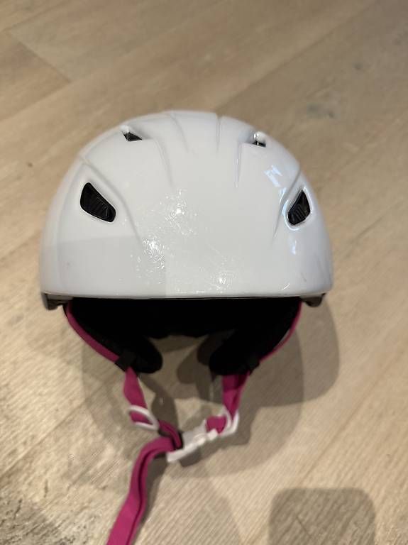 Caschi: Skihelm / Ski Helmet / Casque de Ski – Usato da Signy venduto da Bolide96