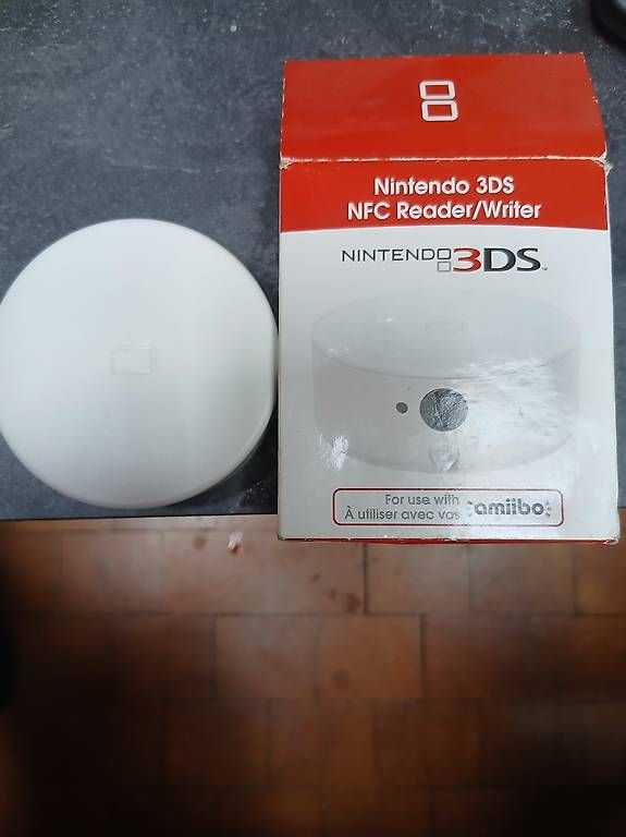 Figurines: 3ds amiibo Reader – D'occasion à Locarno par sch_r2rh 1