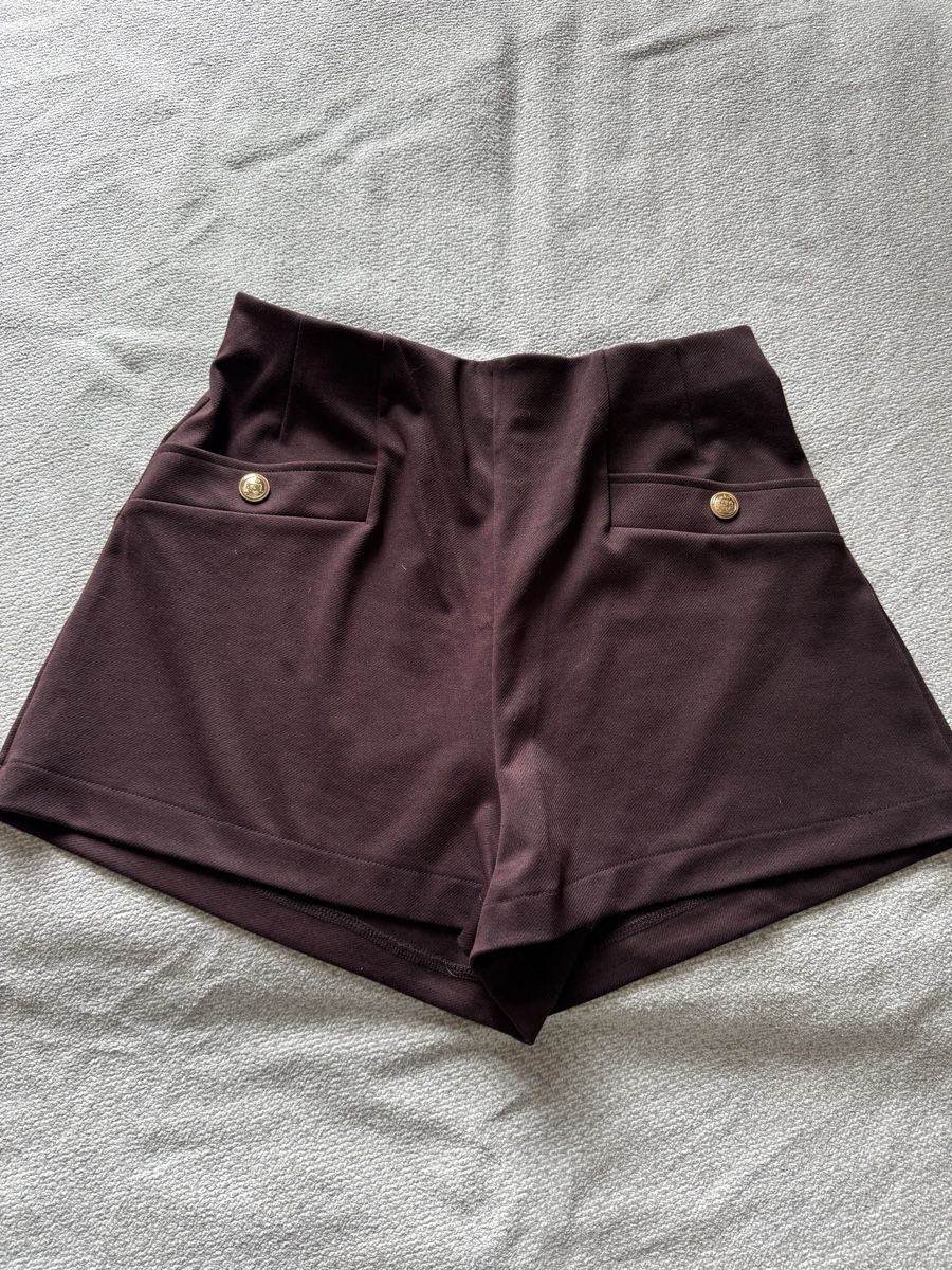 H&M Pantaloni: Neue Shorts, Grösse M – Nuovo (secondo la descrizione) da Ermatingen venduto da anj_9bm5