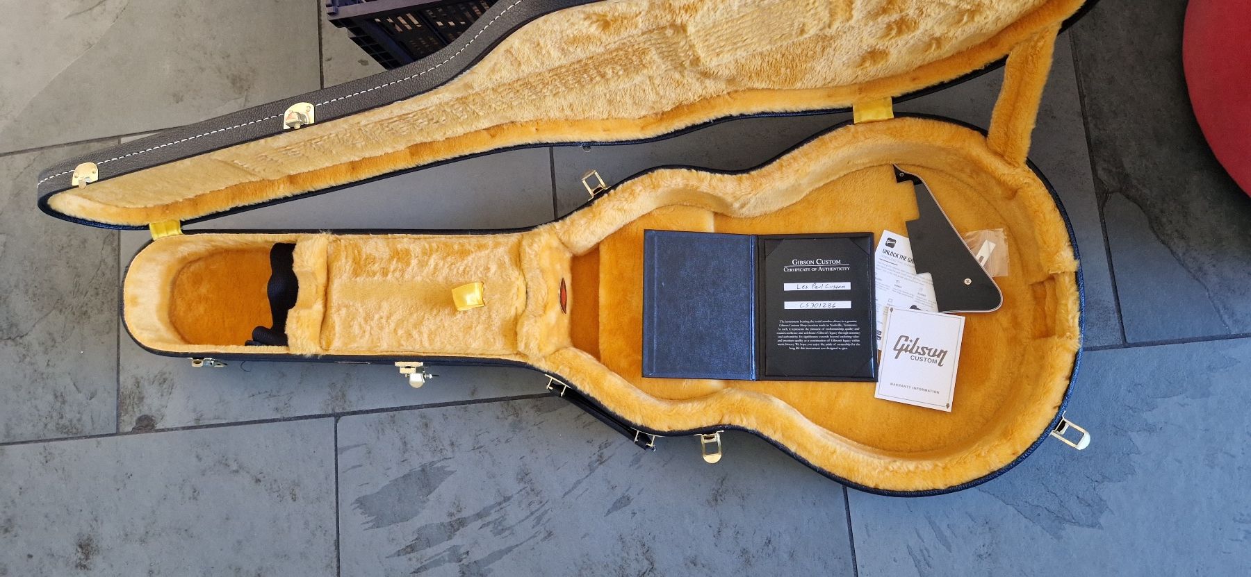 Gibson Strumenti musicali: Gibson Les Paul Custom M2M Made 2 Measure – Usato da Sion venduto da Chris_p68 6