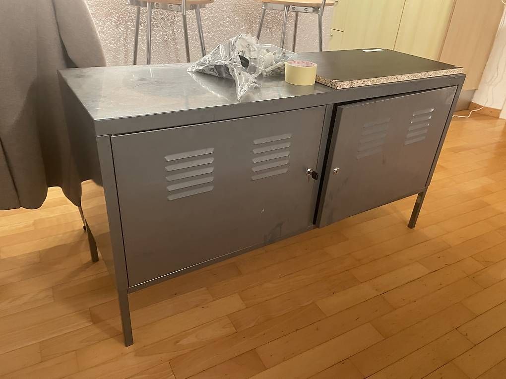Ikea Cassettiere: IKEA PS Metallschrank / Sideboard – Usato da Weinfelden venduto da Marcoscherrer98 1