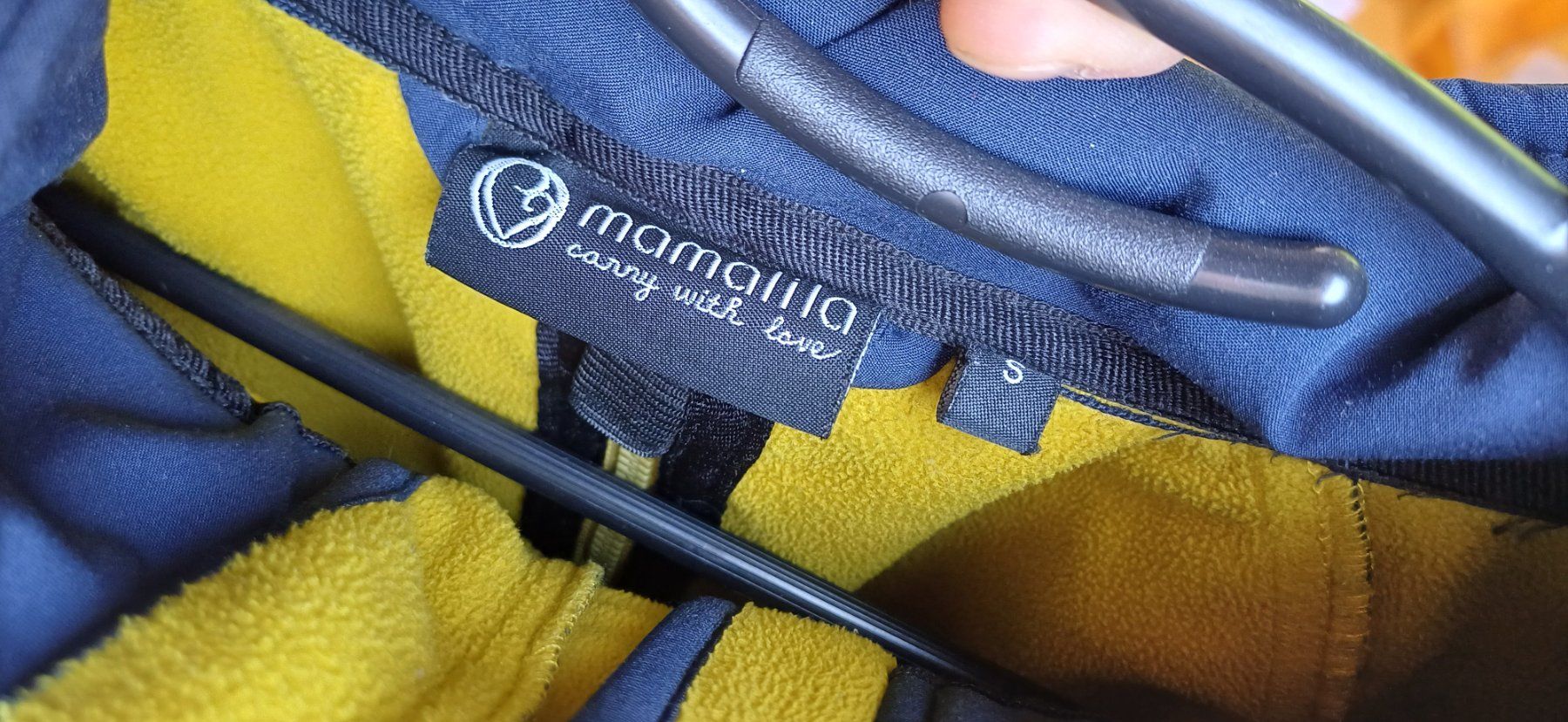 Mamalila Jacken: Tragejacke – Gebraucht aus Buchs AG von Malaikina 3