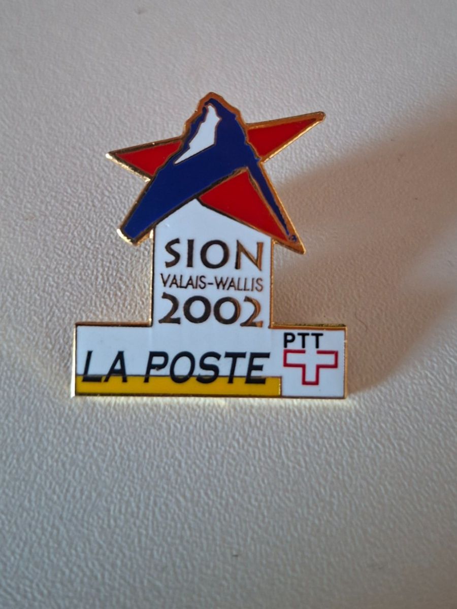 Plaquettes & Badges: Pin PTT Sion Valais-Wallis 2002 La Poste – D'occasion à Erlinsbach par pfunky