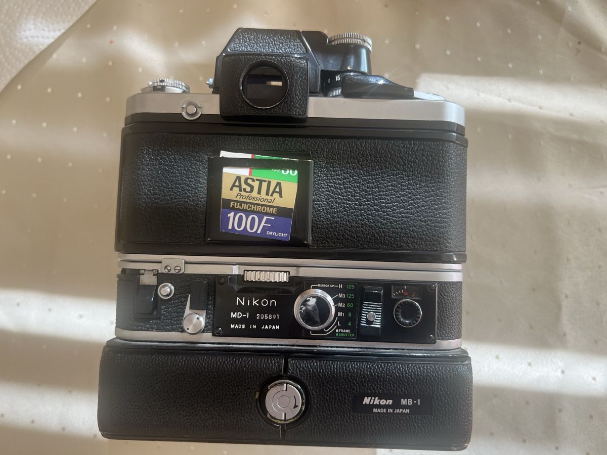 Nikon Fotocamera: Nikon F2 mit Motor – Usato da Zürich venduto da jao_2bx7 3
