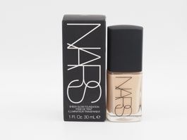 NARS Sheer Glow Foundation Light 4 (26071544)