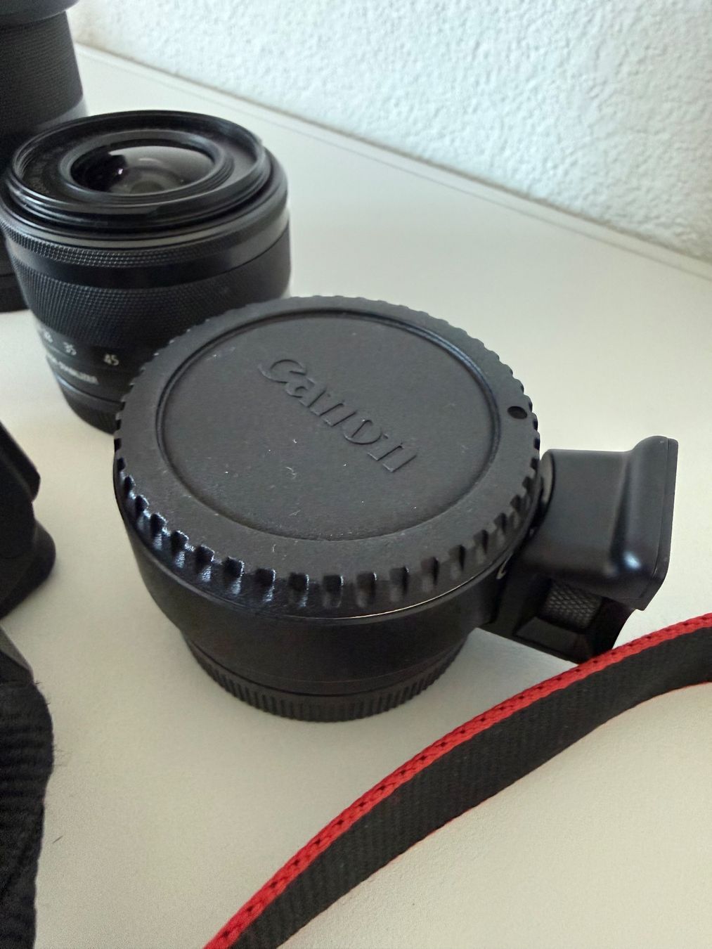 Canon Fotocamera: Canon EOS M50 Kit mit Zubehör – Usato da Unterentfelden venduto da Toccer 2