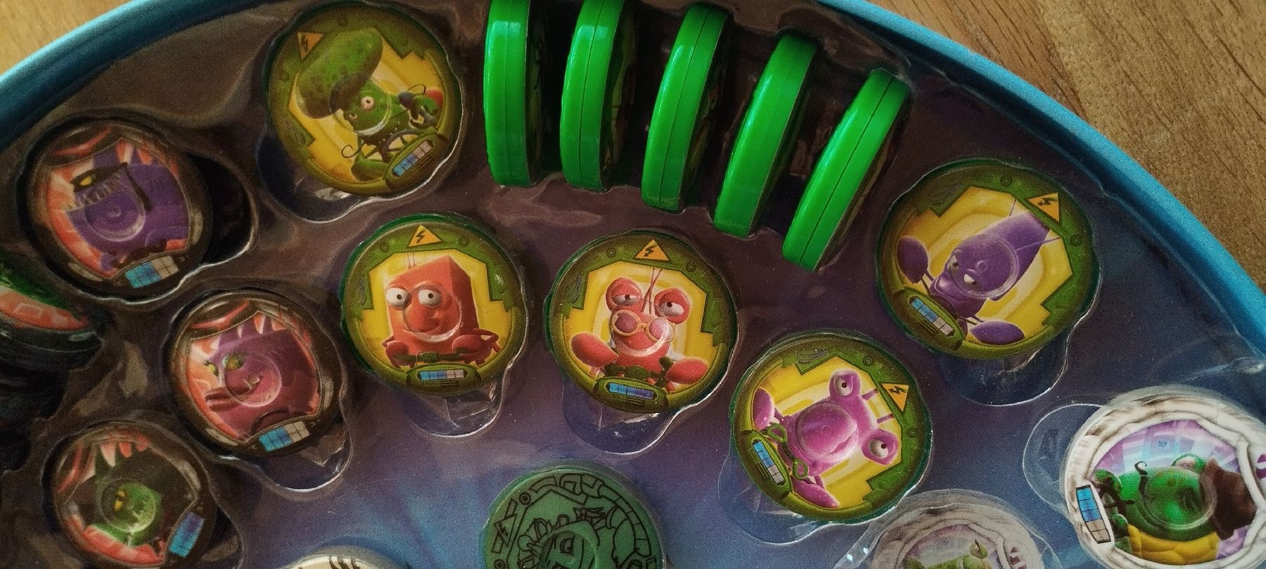 Migros Giochi: Kinder Captain Mania Migros  – Usato da Mörel venduto da MJoaoCosta 6