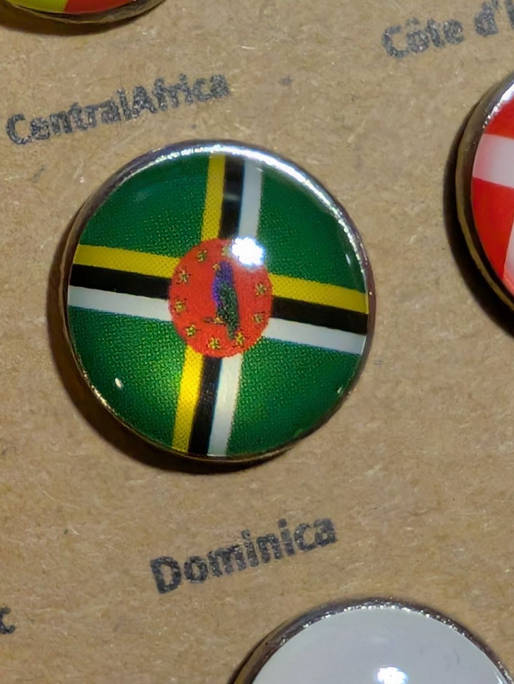 Plaketten & Abzeichen: Ansteckpin LW: Länderwappen – Gebraucht aus Oppligen von Pin-Fall-Shop