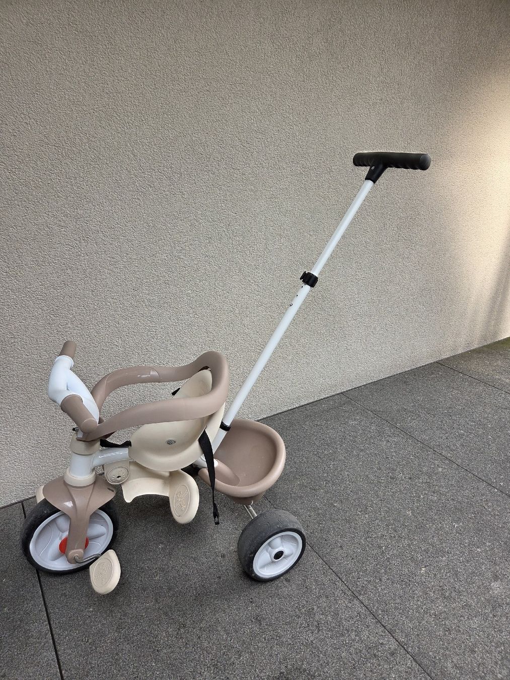 Smoby Veicoli per bambini: Dreirad mit Schiebestange, Top Zustand, beige – Nuovo (secondo la descrizione) da Unterseen venduto da cla_jp5m 1