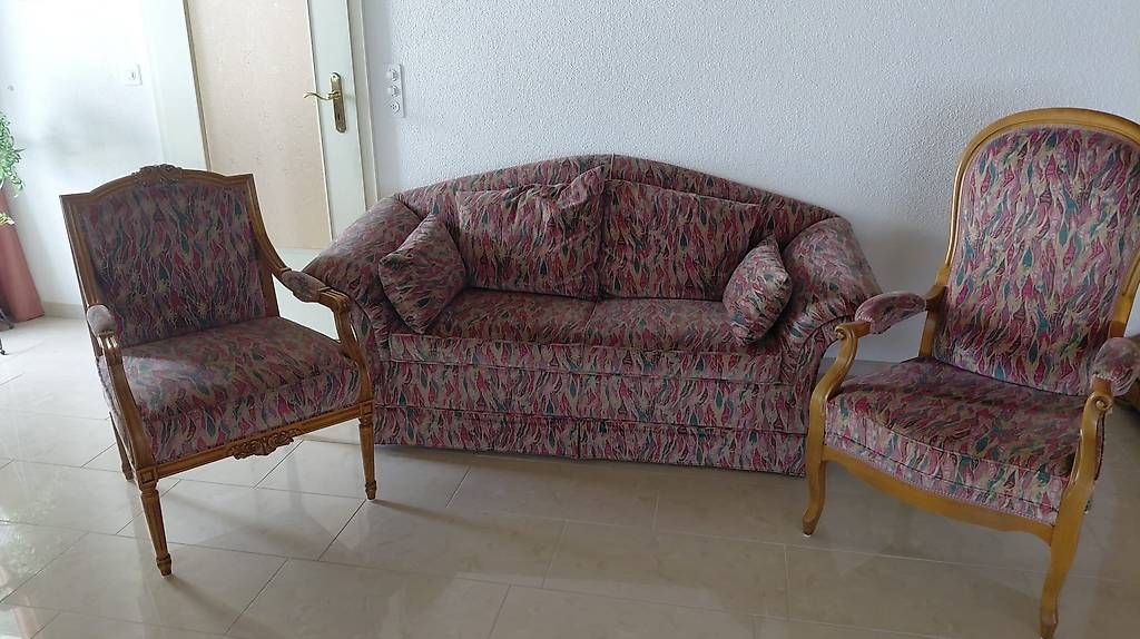 Divani: Sofa mit 2 Stühlen – Usato da Zufikon venduto da 635csi