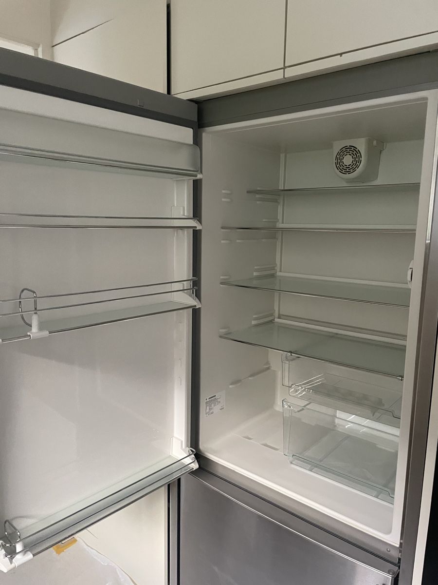 Liebherr Réfrigérateurs: Liebherr Kühlschrank mit Gefrierschubladen Extra Breit – D'occasion à Nidau par Nicolasbaenz 3