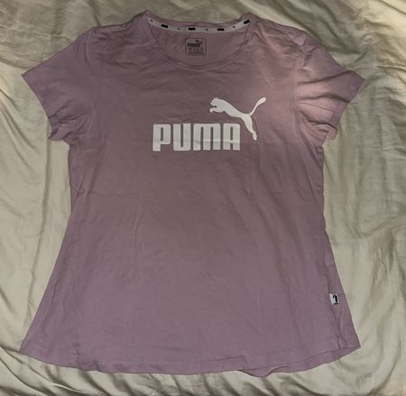 Puma T-Shirt, Flieder, Grösse M, neuwertig, Sommer Sale!