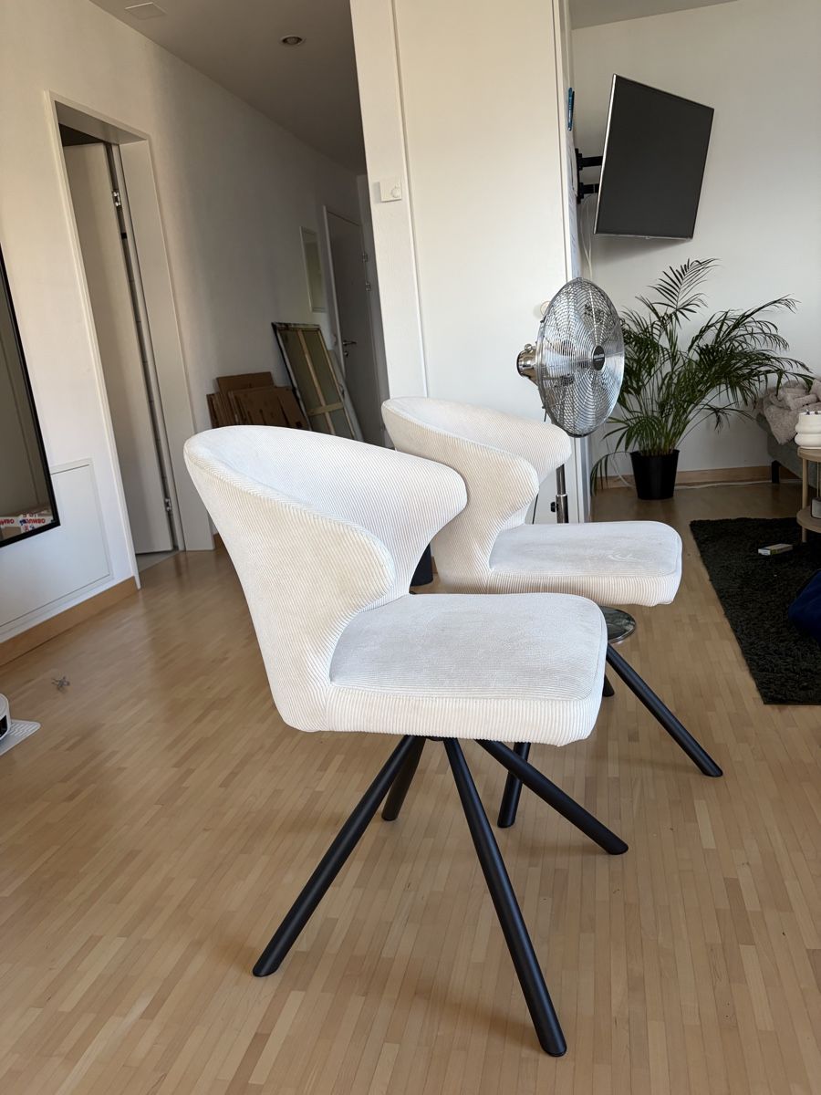 Mömax Chaises: 6 Esszimmerstühle weiss mit Metallfuss – Neuf (Voir description) à Uetikon am See par mma_zcw9 2