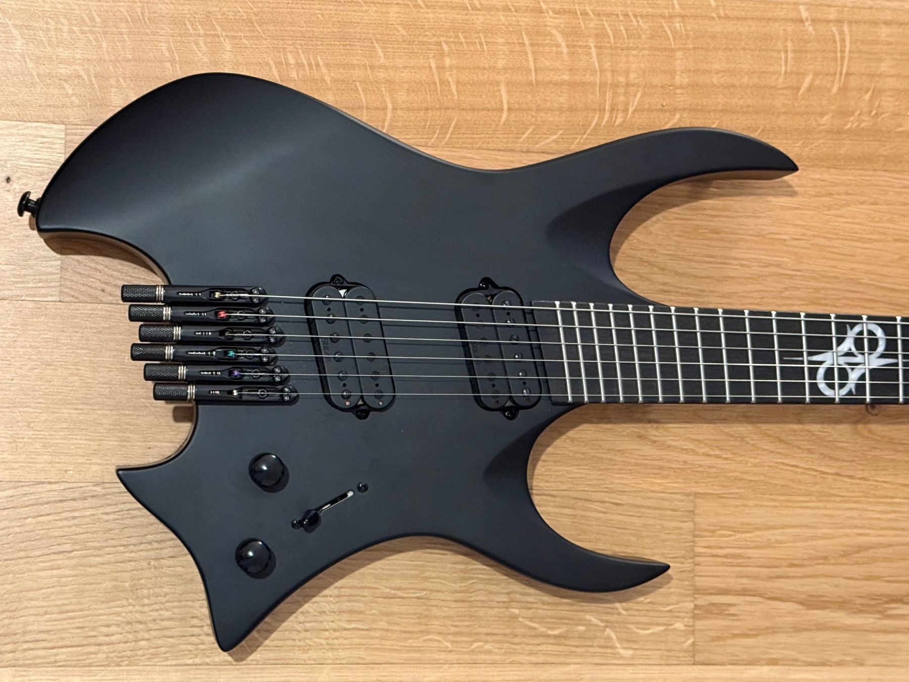 Strumenti musicali: Solar H2.6C – Carbon Black | Headless Multiscale E-Gitarre – Usato da Schaffhausen venduto da jl_wy6k 1
