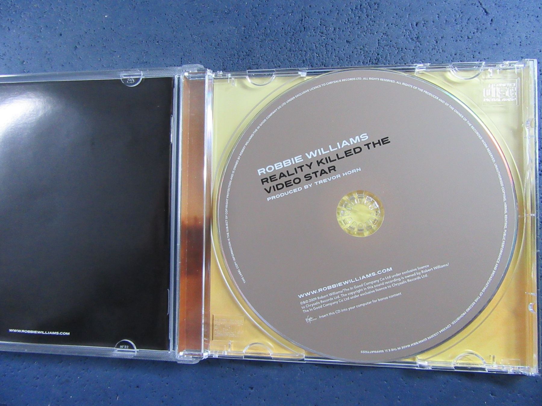 CD: ROBBIE WILLIAMS CD " REALITY KILLED THE VIDEO STAR " – Usato da Ettingen venduto da Hausi4711 2