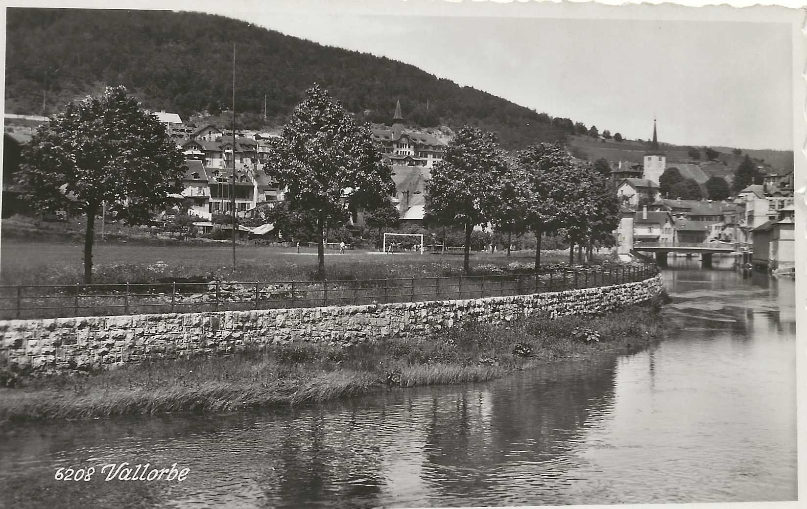 Cartoline postali: Vallorbe VD Dorfansicht vom See 1966 gut erhalten – Usato da Ennetmoos venduto da Ambuman