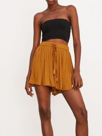 ZARA   💛🧡🤎 shorts kupfer  grösse L  ** neu mit Etikett **