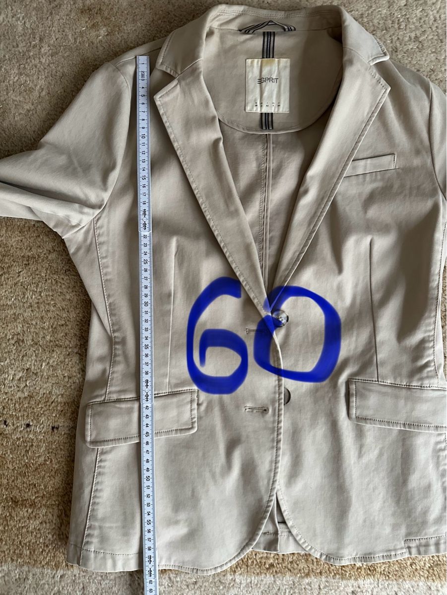 Esprit Giacche: Esprit Damen Blazer, Beige, Gr. 38 – Usato da Zürich venduto da Schoekin 3