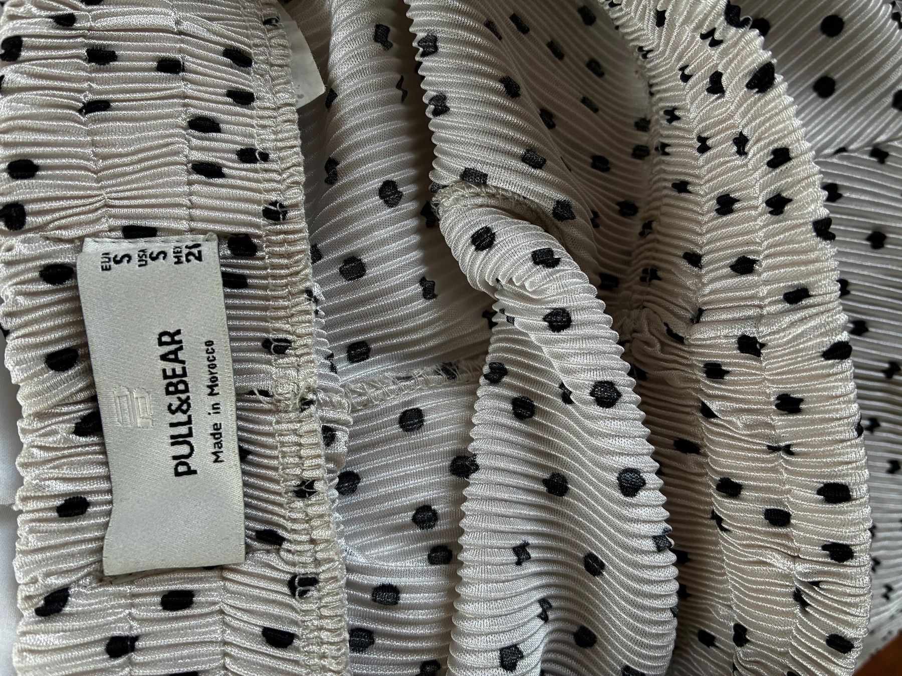 Pull&Bear Pantalons: Pantalon fluide Pull&Bear – D'occasion à Riaz par cam_x5xs 2